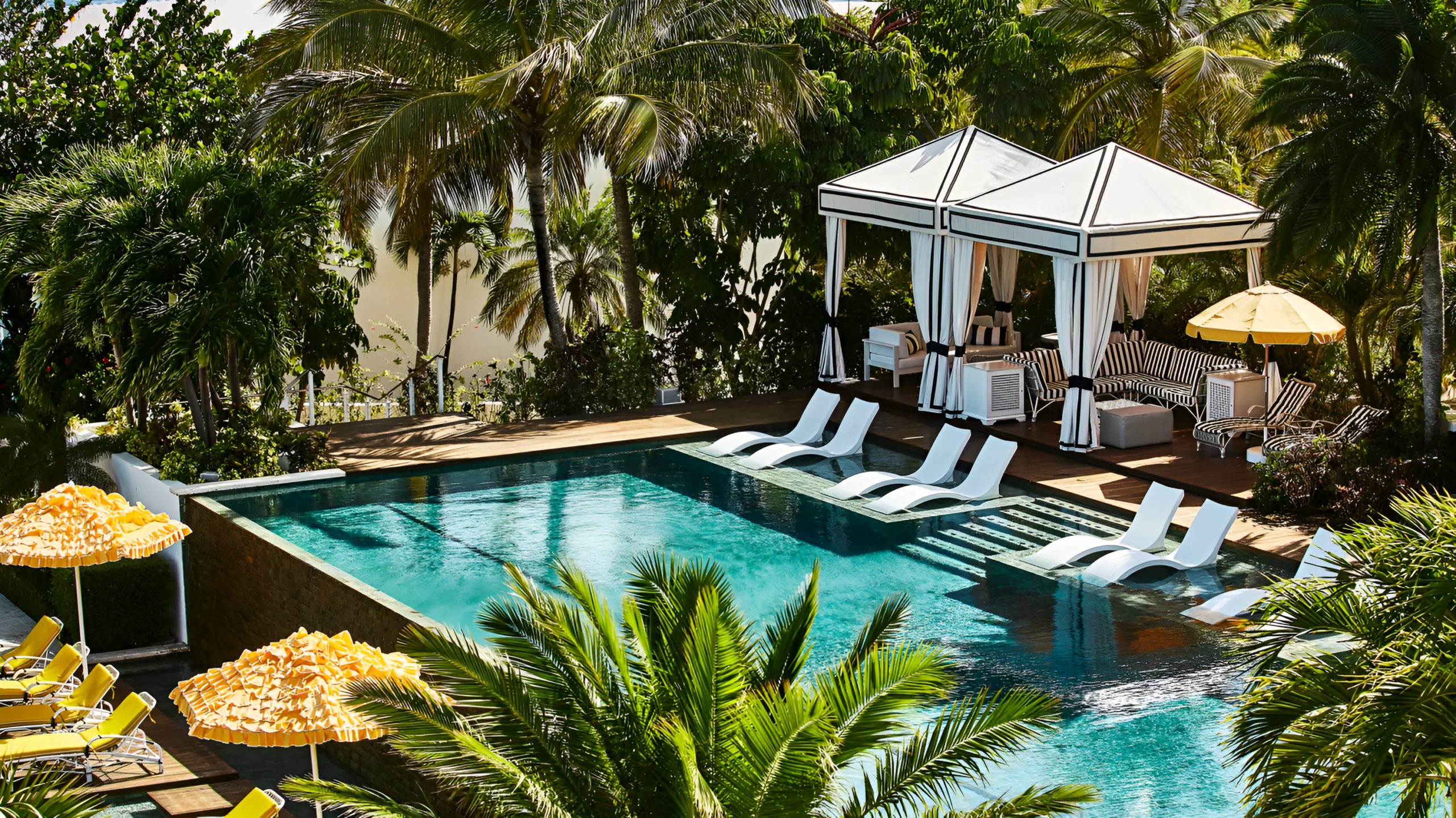 Boutique hotel Caribbean exterior